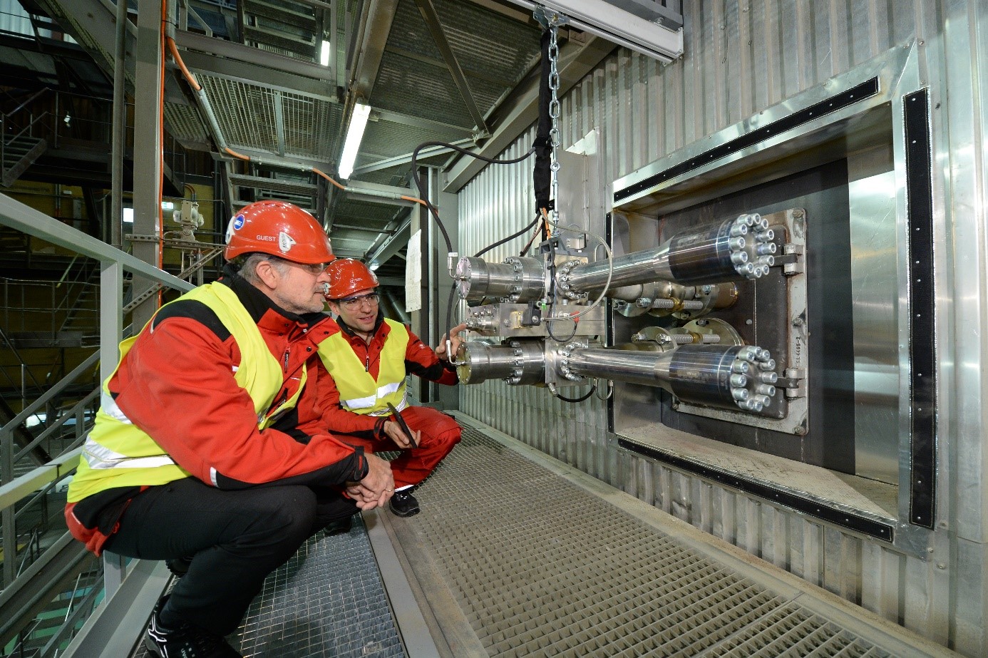 Shock Puls Generator, twin series, installed in a waste incineration plant at Josefstrasse in Zurich.